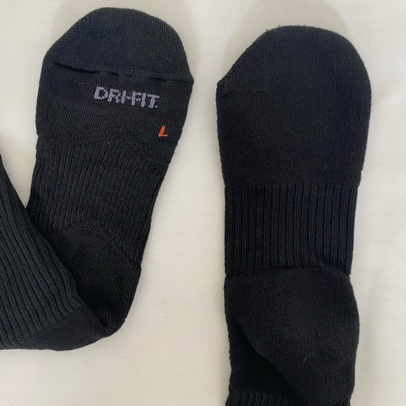 Orange L/R Nike crew socks black large OG Dri-Fit - Picture 3 of 5